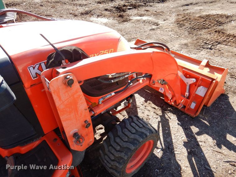 image for item JL9822 2014 Kubota BX25DLB  MFWD tractor