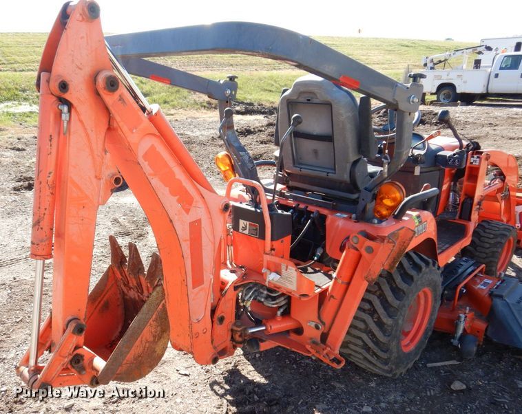 image for item JL9822 2014 Kubota BX25DLB  MFWD tractor