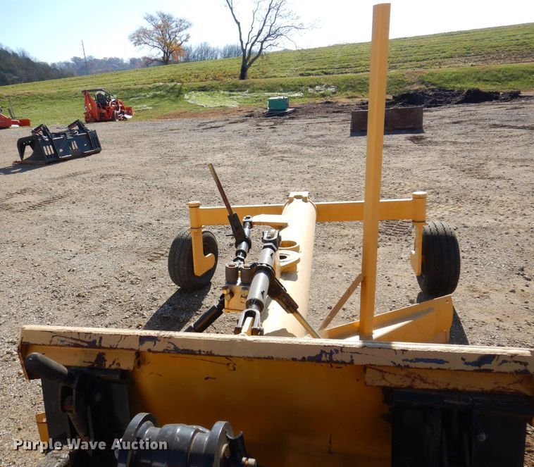 image for item JL9824 83"W compact utility loader grader