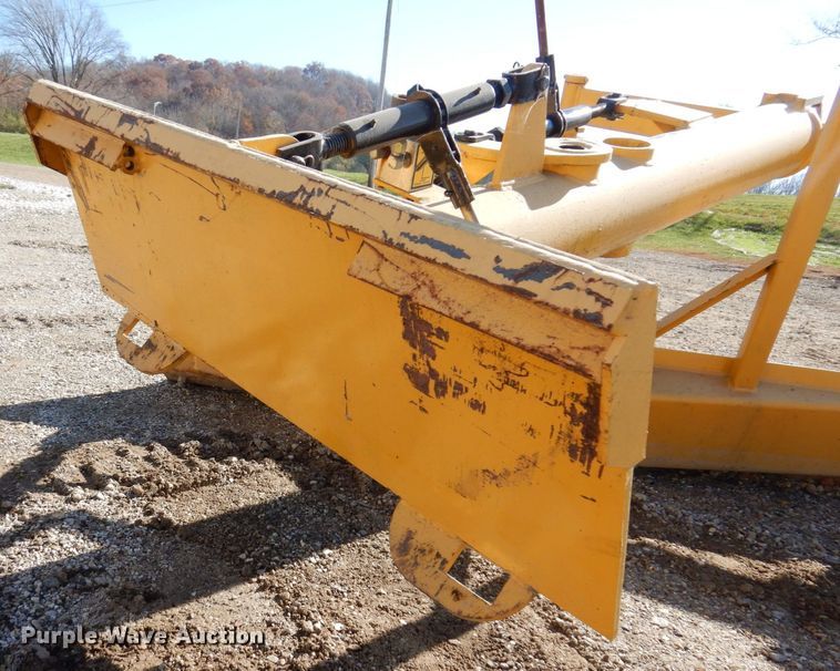 image for item JL9824 83"W compact utility loader grader