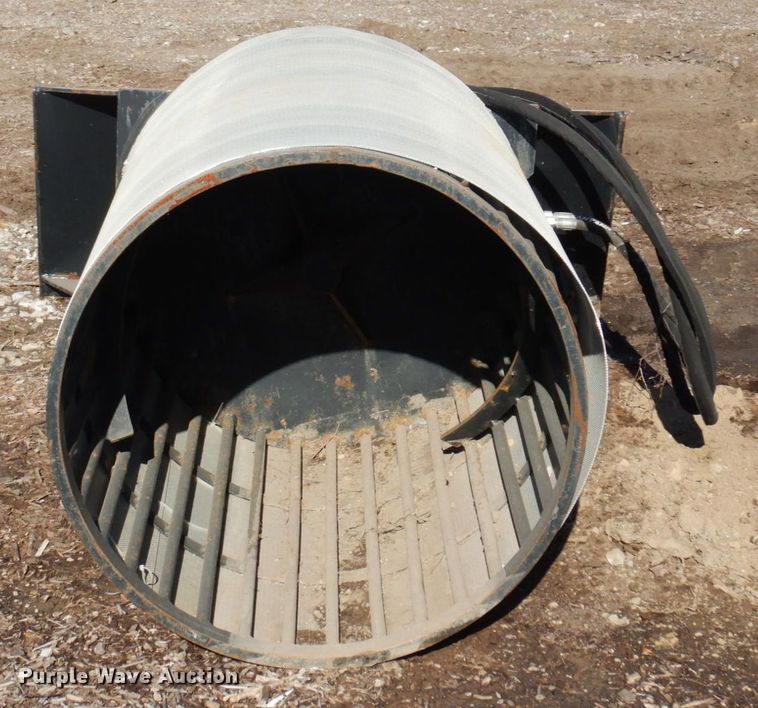 image for item JL9825 Wolverine  skid steer trommel screen