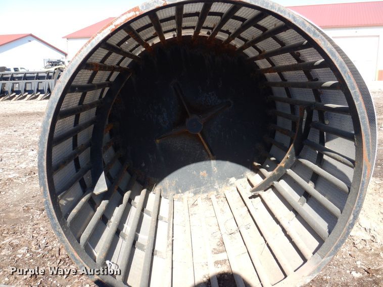 image for item JL9825 Wolverine  skid steer trommel screen