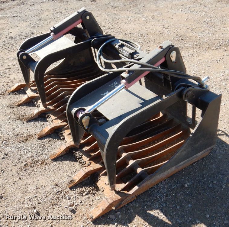 image for item JL9829 72"W skid steer grapple bucket