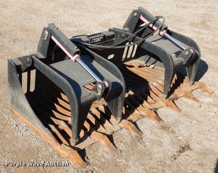 image for item JL9829 72"W skid steer grapple bucket