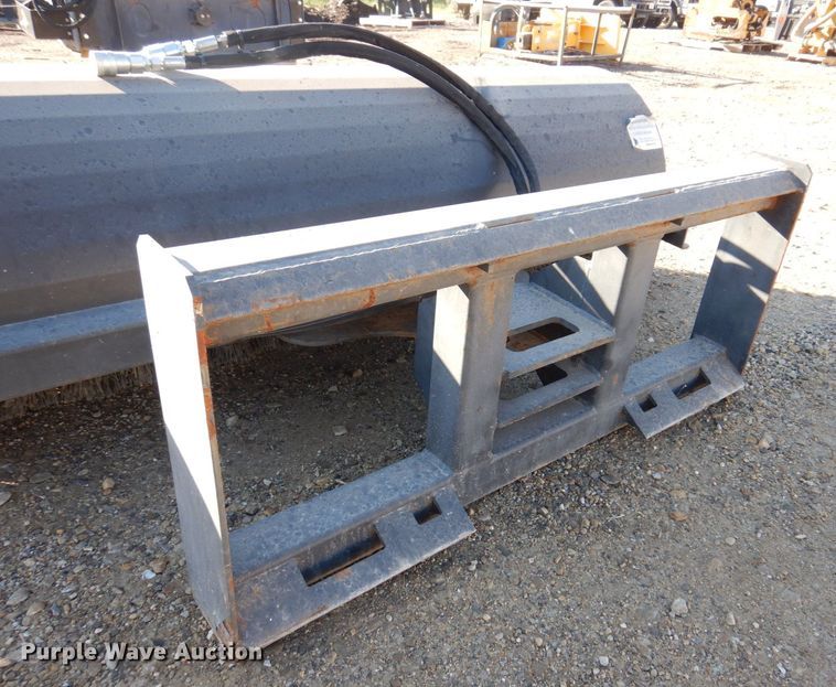 image for item JL9834 72"W skid steer broom