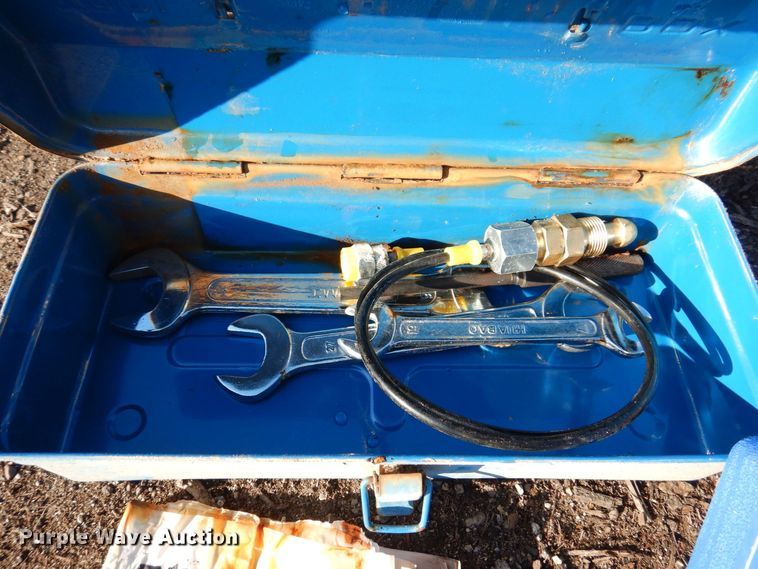 image for item JL9837 TMG HB53S  skid steer breaker