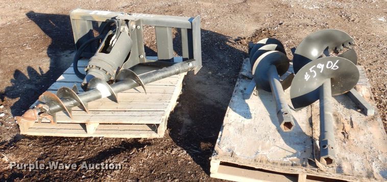 image for item JL9839 Skid steer auger