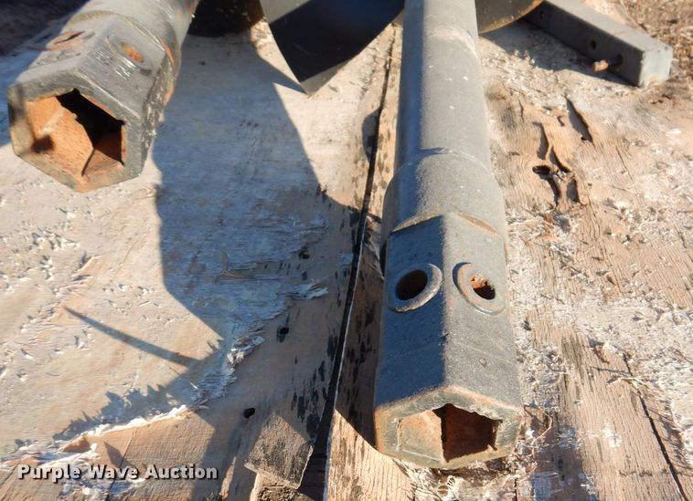 image for item JL9839 Skid steer auger