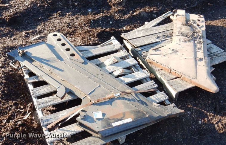 image for item JL9840 (2) cable plow blades