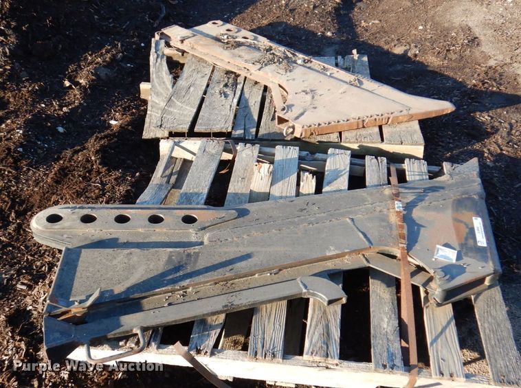 image for item JL9840 (2) cable plow blades