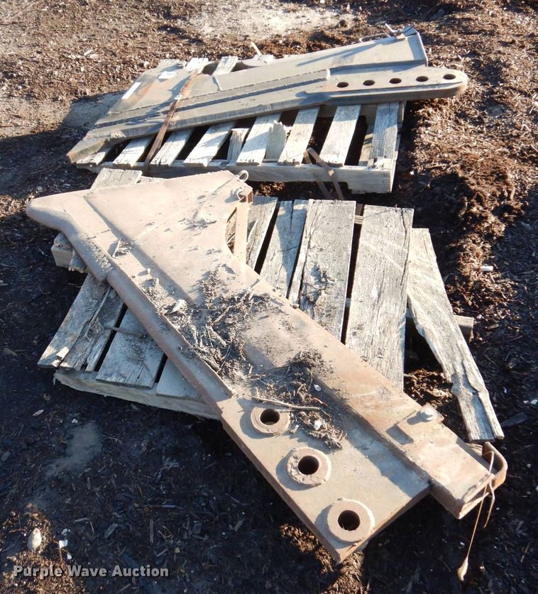 image for item JL9840 (2) cable plow blades