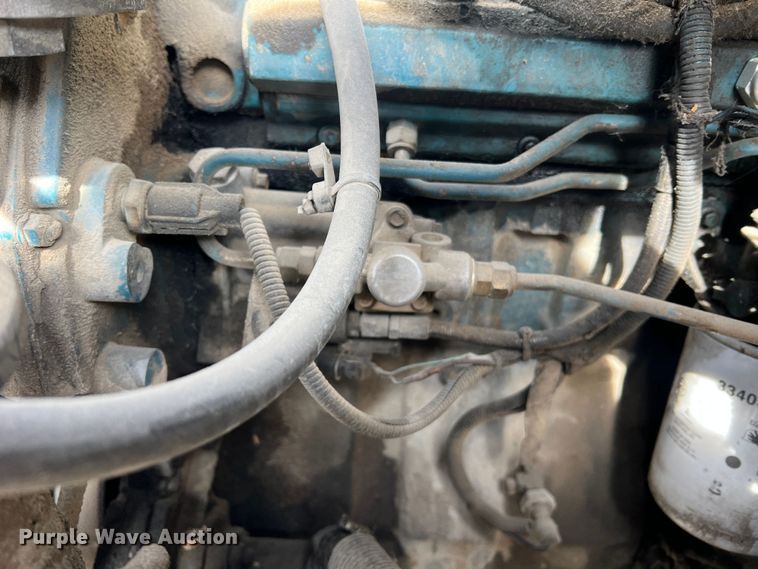 image for item JU9850 2005 International 4300  forestry bucket truck