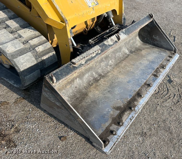 image for item JU9864 2017 Caterpillar 289D  tracked skid steer loader