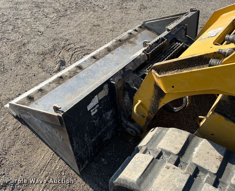 image for item JU9864 2017 Caterpillar 289D  tracked skid steer loader