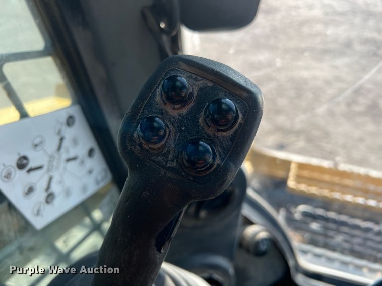 image for item JU9864 2017 Caterpillar 289D  tracked skid steer loader