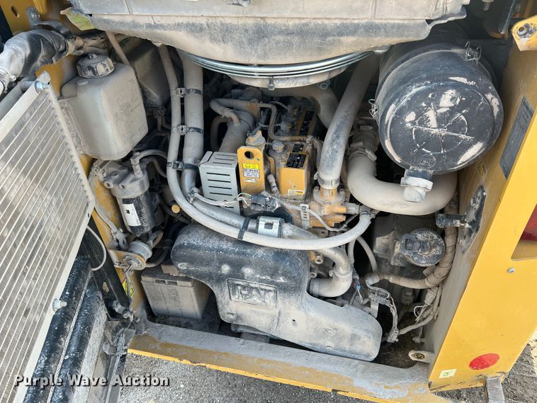 image for item JU9864 2017 Caterpillar 289D  tracked skid steer loader