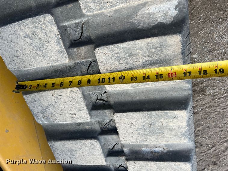 image for item JU9864 2017 Caterpillar 289D  tracked skid steer loader