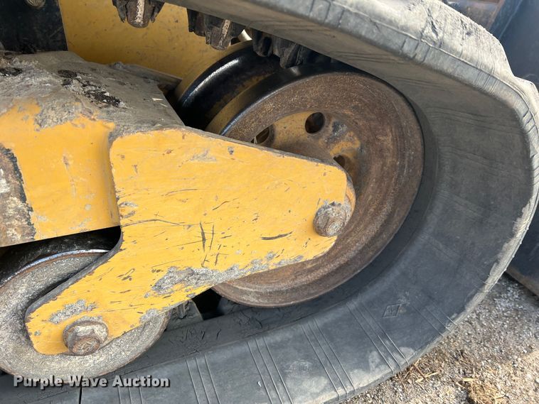 image for item JU9864 2017 Caterpillar 289D  tracked skid steer loader