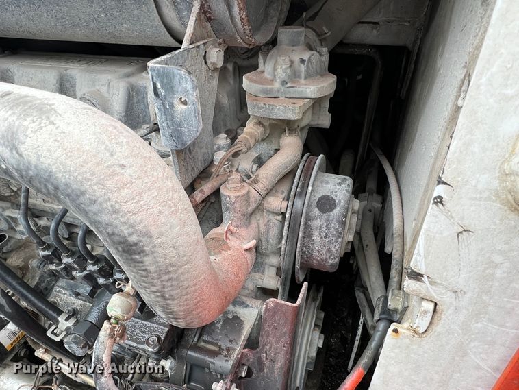 image for item JU9865 2003 Bobcat S220  skid steer loader