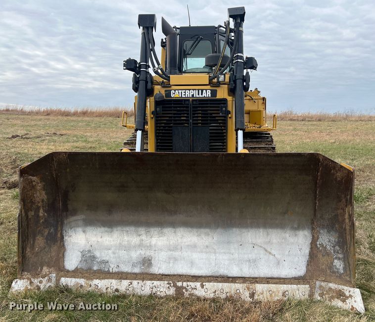 image for item JU9867 2012 Caterpillar D6T XL  dozer