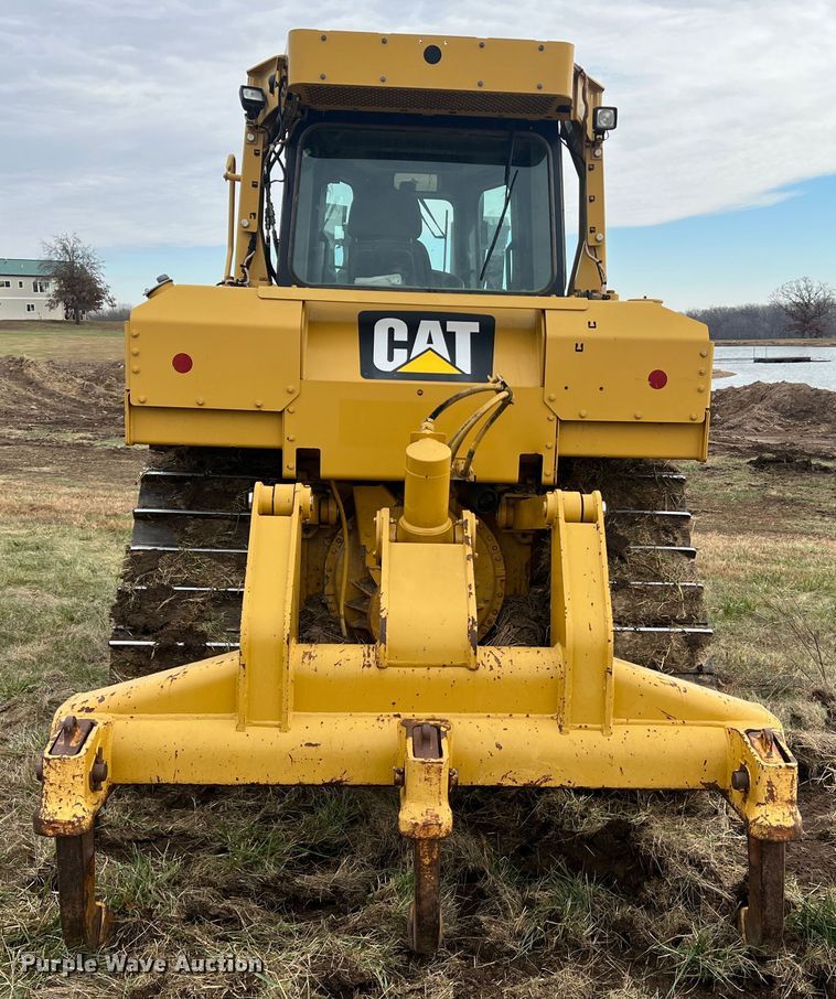 image for item JU9867 2012 Caterpillar D6T XL  dozer