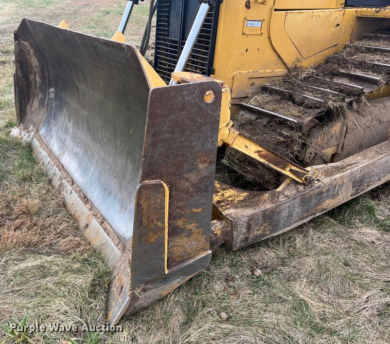 image for item JU9867 2012 Caterpillar D6T XL  dozer