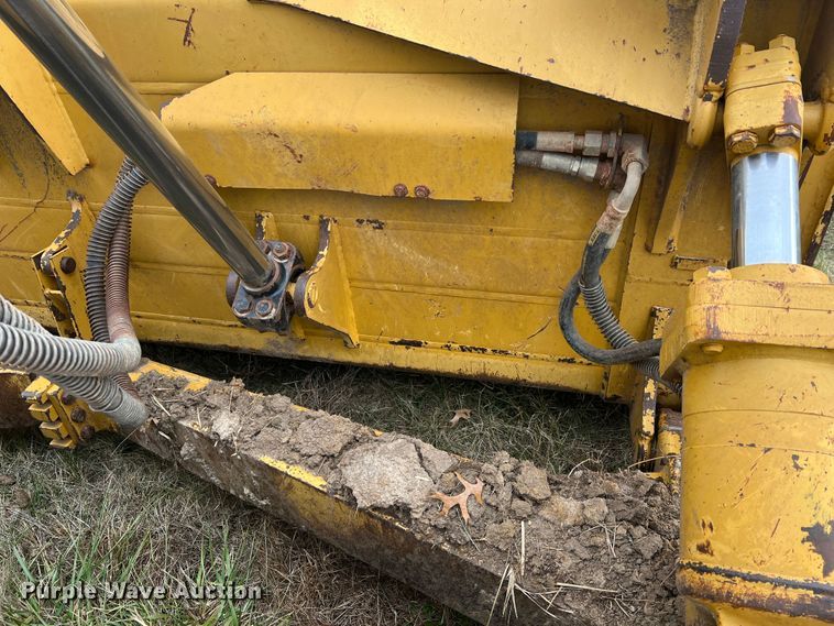 image for item JU9867 2012 Caterpillar D6T XL  dozer