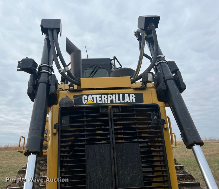 image for item JU9867 2012 Caterpillar D6T XL  dozer