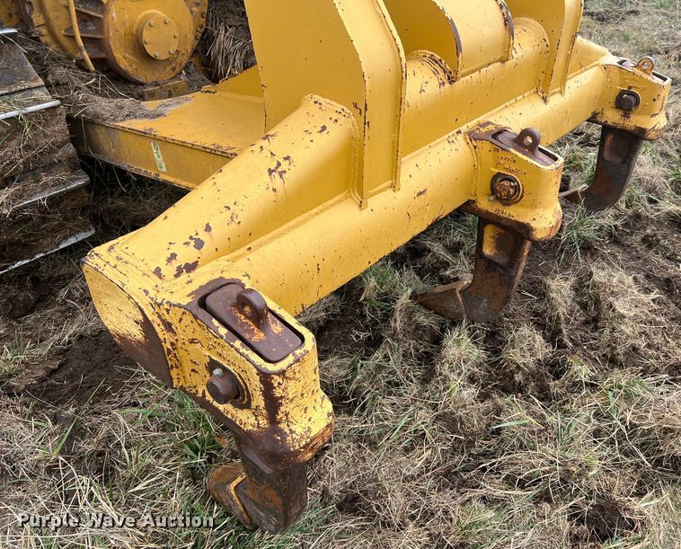image for item JU9867 2012 Caterpillar D6T XL  dozer