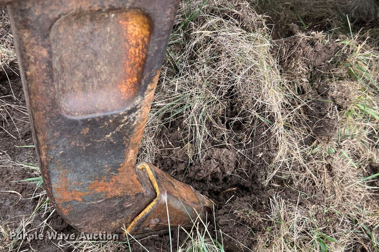 image for item JU9867 2012 Caterpillar D6T XL  dozer