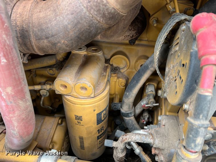 image for item JU9867 2012 Caterpillar D6T XL  dozer