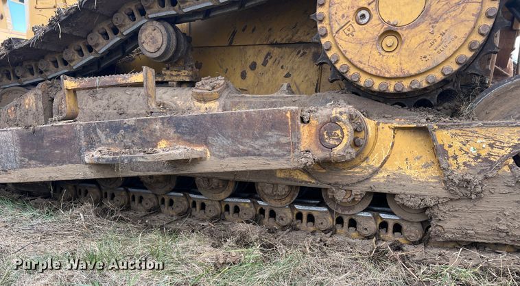 image for item JU9867 2012 Caterpillar D6T XL  dozer