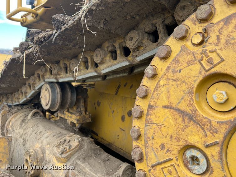 image for item JU9867 2012 Caterpillar D6T XL  dozer