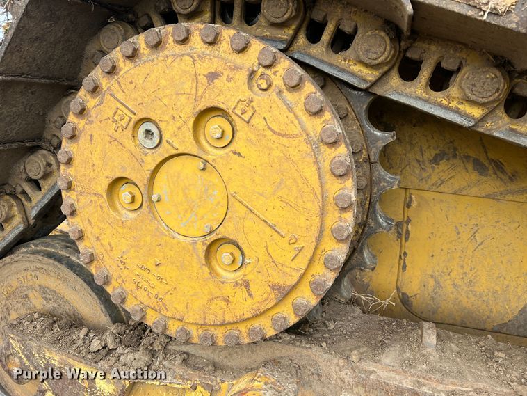 image for item JU9867 2012 Caterpillar D6T XL  dozer