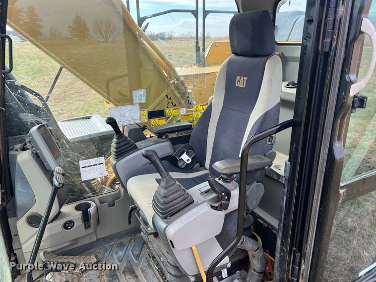 image for item JU9868 2012 Caterpillar 336E L  excavator