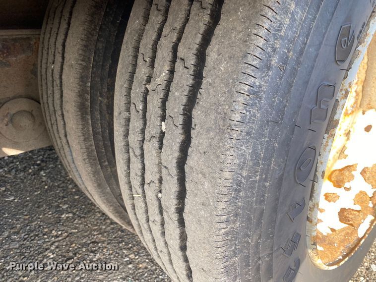 image for item JW9291 2013 Ledwell LW48-HT2-10-PB  drop deck equipment trailer