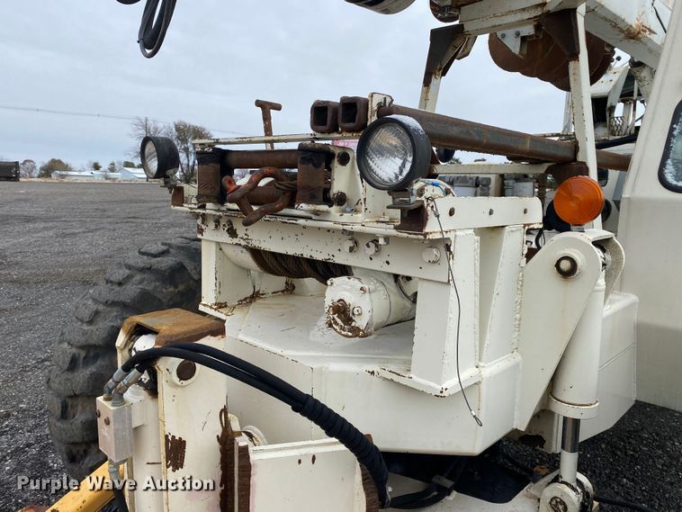 image for item JW9305 Terex SS1048  telehandler