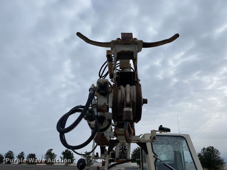 image for item JW9305 Terex SS1048  telehandler