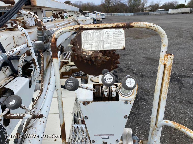 image for item JW9305 Terex SS1048  telehandler