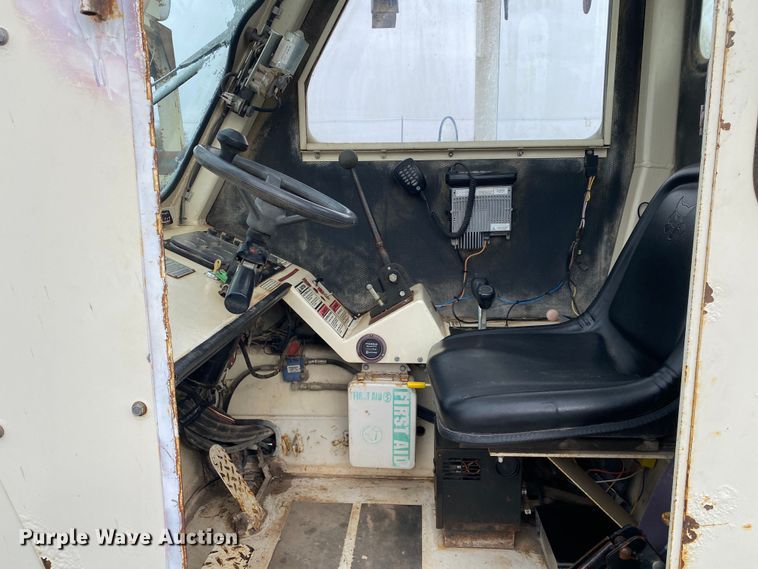 image for item JW9305 Terex SS1048  telehandler