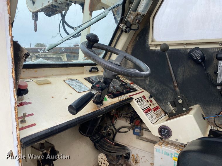 image for item JW9305 Terex SS1048  telehandler