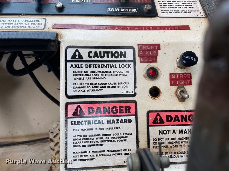 image for item JW9305 Terex SS1048  telehandler