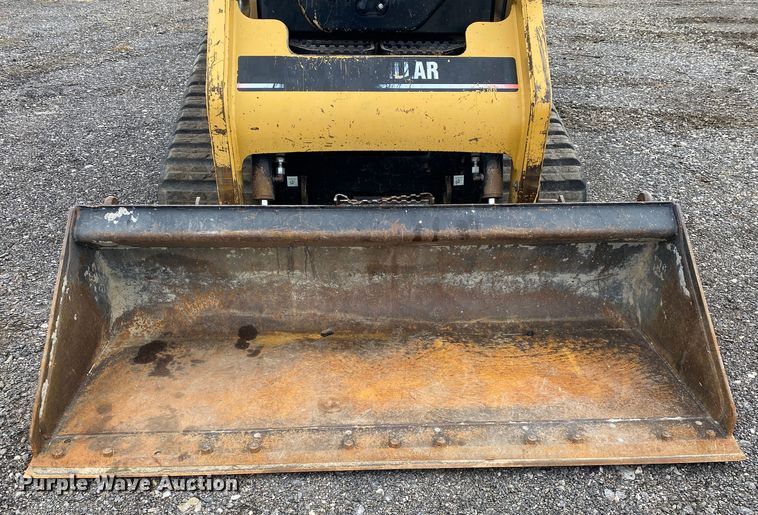 image for item JW9306 2007 Caterpillar 257B  tracked skid steer loader