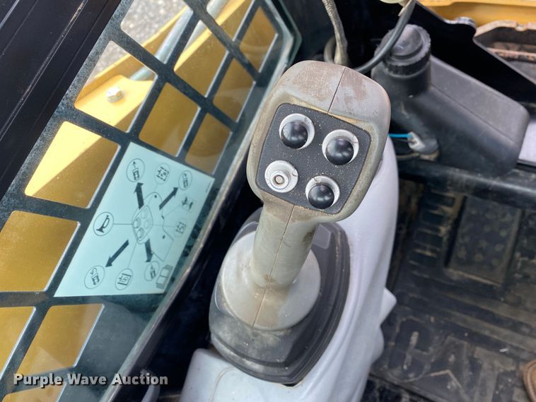 image for item JW9306 2007 Caterpillar 257B  tracked skid steer loader