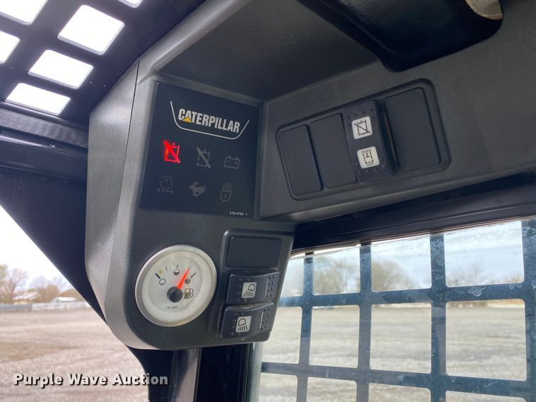 image for item JW9306 2007 Caterpillar 257B  tracked skid steer loader