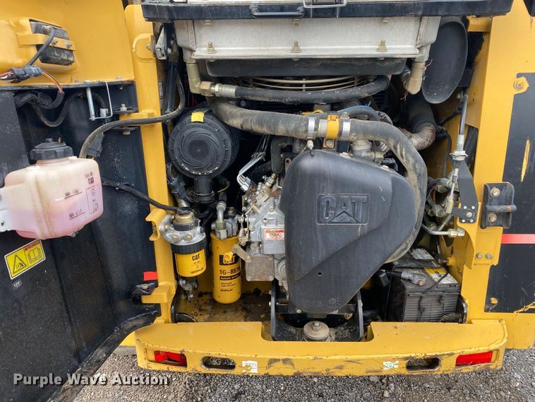 image for item JW9306 2007 Caterpillar 257B  tracked skid steer loader