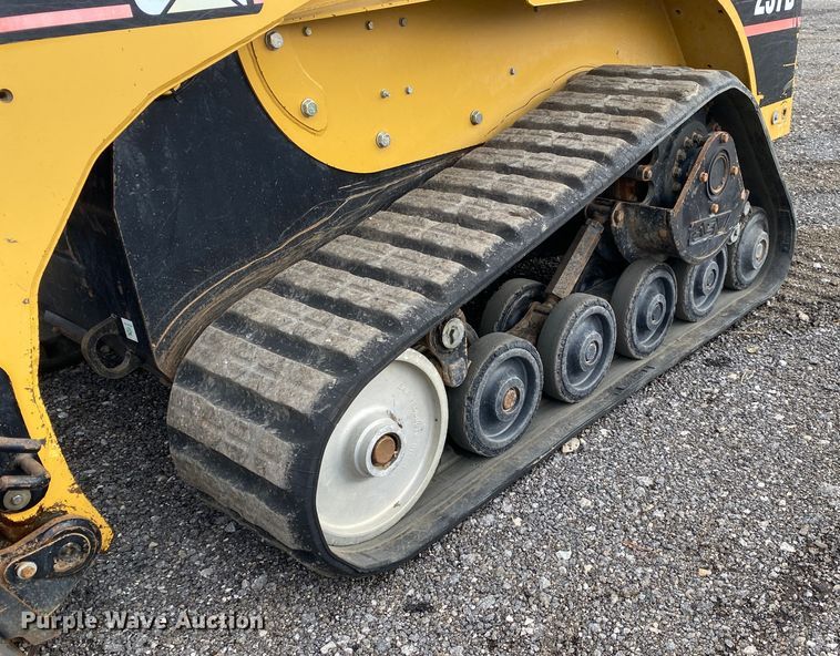 image for item JW9306 2007 Caterpillar 257B  tracked skid steer loader