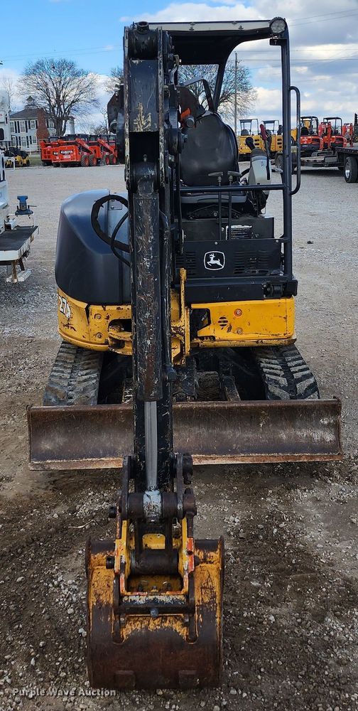 image for item JW9953 2013 John Deere 27D  mini excavator