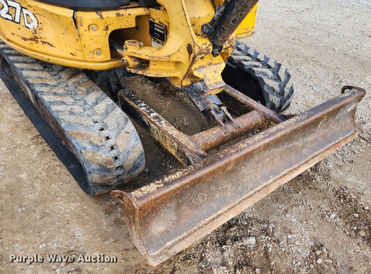 image for item JW9953 2013 John Deere 27D  mini excavator