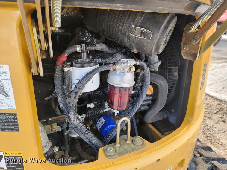 image for item JW9953 2013 John Deere 27D  mini excavator